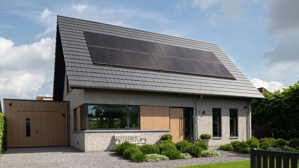 Nieuwbouw eigentijds woonhuis Tiel