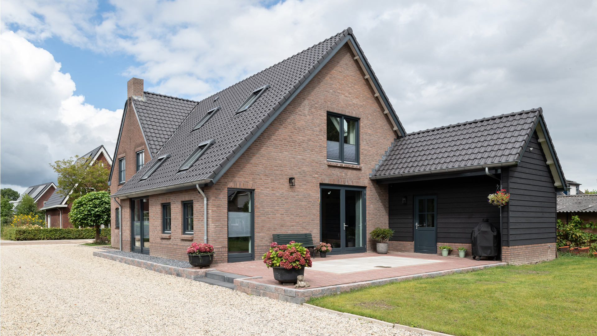 Verbouw en uitbreiding woonhuis Varik